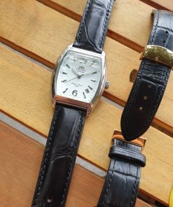 Dây da màu đen khâu máy đồng hồ Orient FERAE005B0 Classic Automatic